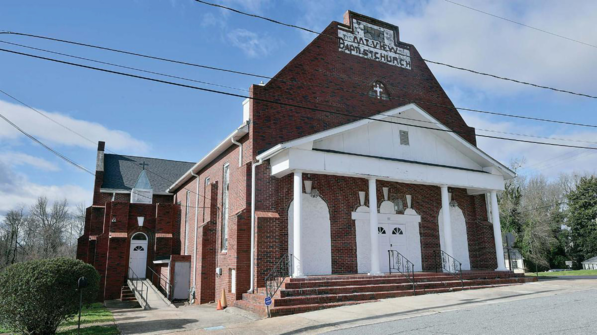 Mountain View Baptist Church in Southernside